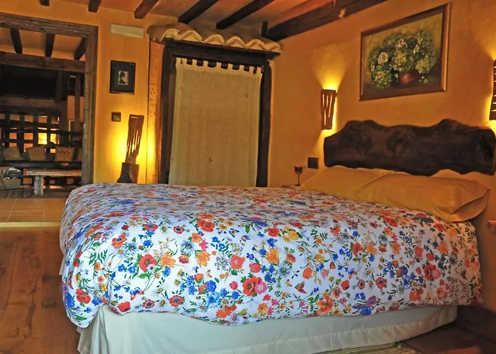 Casa Rural Los Dujos 컨트리하우스 Gallejones