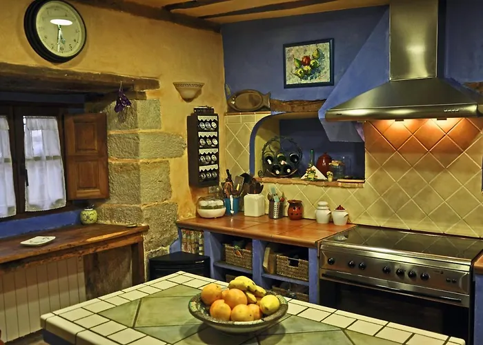 Casa Rural Los Dujos 컨트리하우스 Gallejones