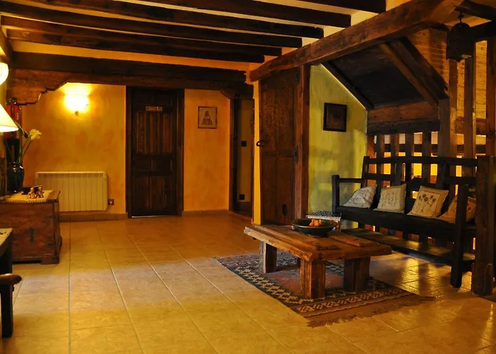 Casa Rural Los Dujos 컨트리하우스